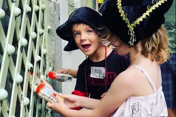 Spooky Kid-Friendly Ghost Hunt in New Orleans - Jackson Square, artists, and street life