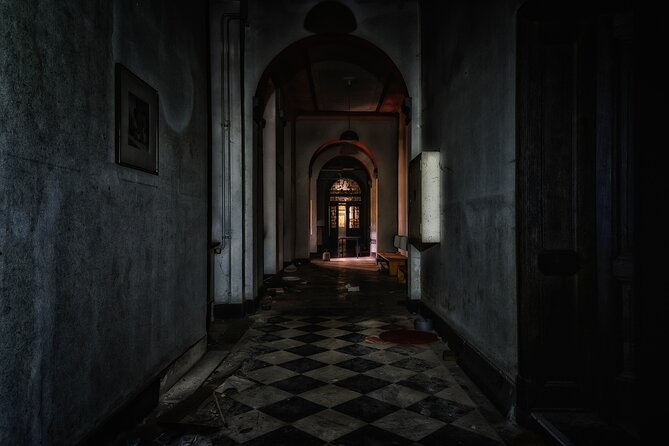 Spooky Strand Ghost Tour - Families, skeptics, and first-time visitors