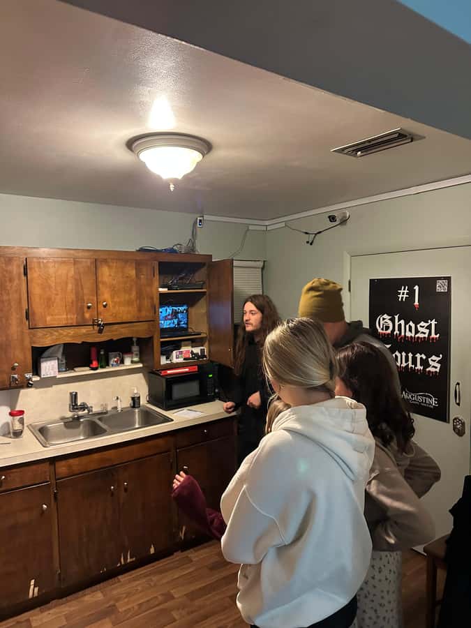 St. Augustine: Dixie House Paranormal Investigation - Mounted cameras record the investigation
