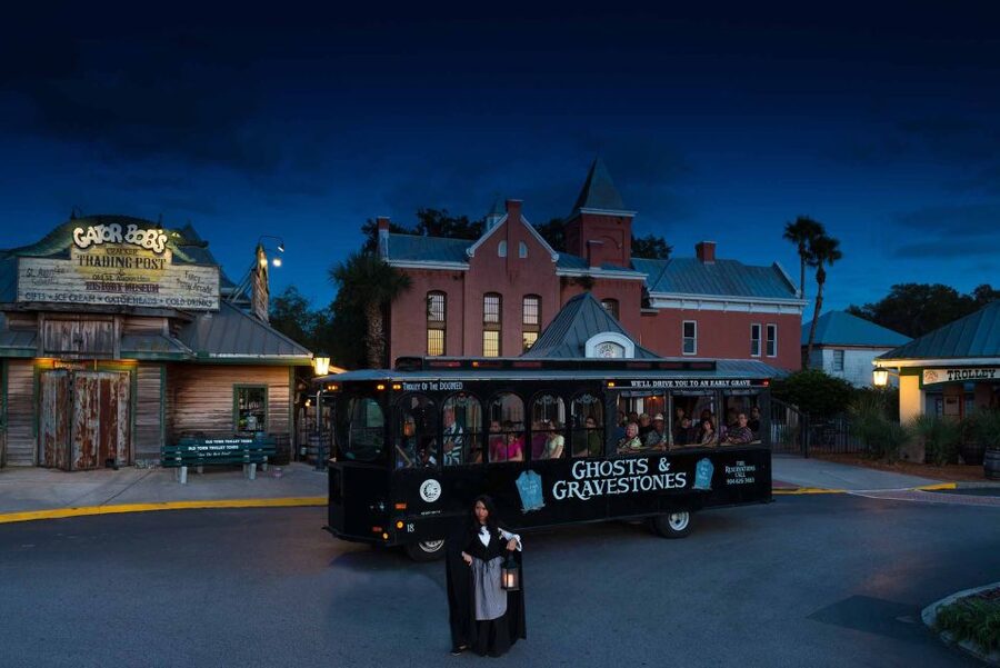St. Augustine: Ghosts and Gravestones Old Town Trolley Tour - Key points to know before you go