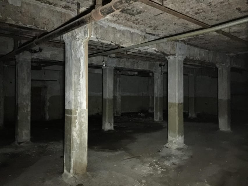 St. Louis: Lemp Haunted Neighborhood Ghost Tour - Ending at the metaphysical shop