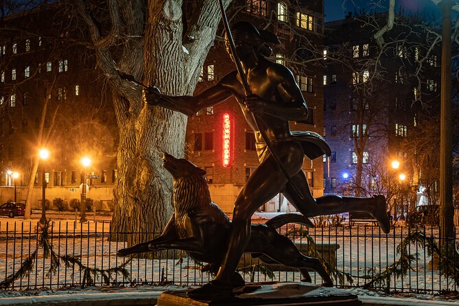 St Paul Ghost Tours: Sinister Sins & Shadows Ghost Tour - Nathan Hale Park links patriotism with ghost lore