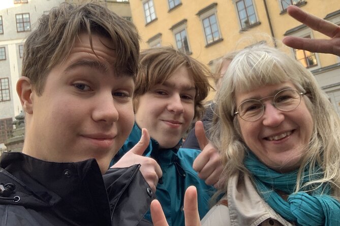Stockholm Ghost Hunt: Self-Guided Tour and Puzzle Adventure - How the app-based format works