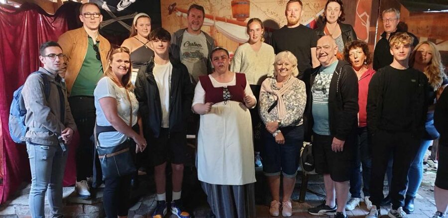 Stratford-upon-Avon: Lantern-Lit Ghost Tour at Tudor World - A one-hour evening activity in Stratford