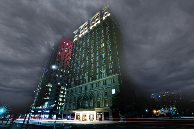 Tampa Terrors Spirits & Spirits Haunted Pub Crawl - Ghost stories after dark at Curtis Hixon Waterfront Park