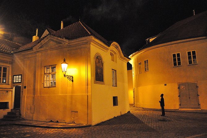 Telltale Ghost Tour - The Old Jewish Cemetery and its chilling legend