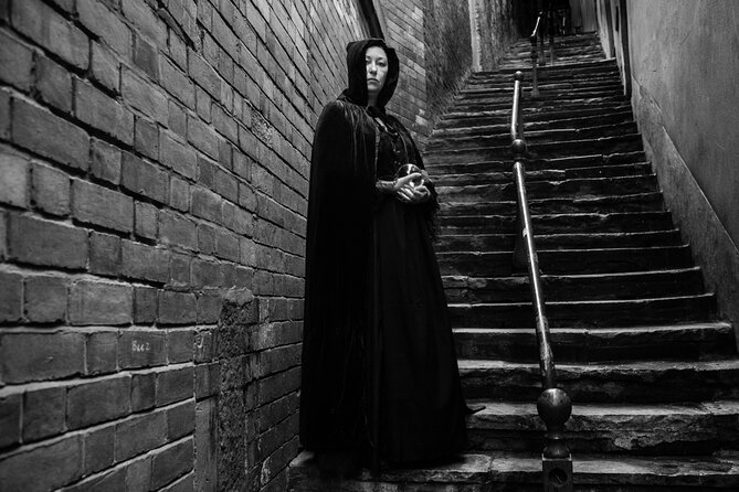 The Black Widow - Dark Tales around Scarborough - The Black Widow’s storytelling style