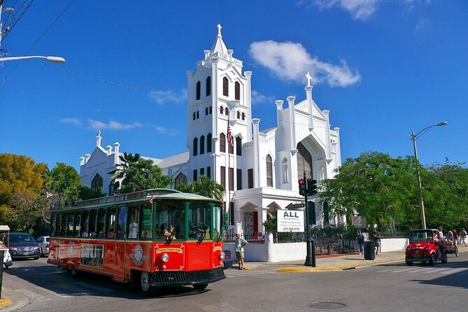 The Dark Side of Key West Ghost Tour - La Concha Hotel brings tragedy into the route