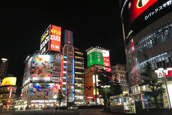 The Dark Side of Tokyo - Night Walking Tour Shinjuku Kabukicho - Tokyo’s LGBTQI district, often called Gay Town