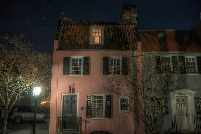 The Death and Depravity Ghost Tour in Charleston - How much walking and standing should you expect?