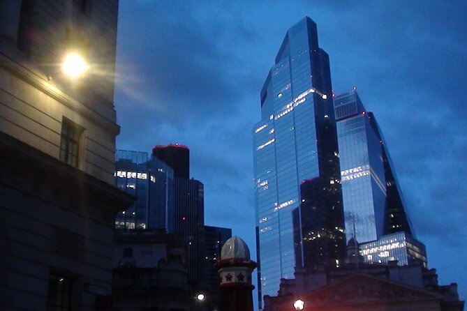 The Fading Light London Ghost Walk - St. Mary-le-Bow and the City’s darker churches