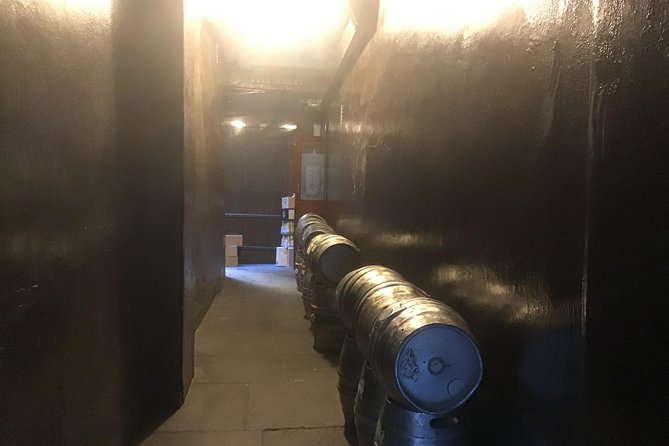 The Ghosts of the secret alleyways of old London town - A grim family story near St. Paul’s