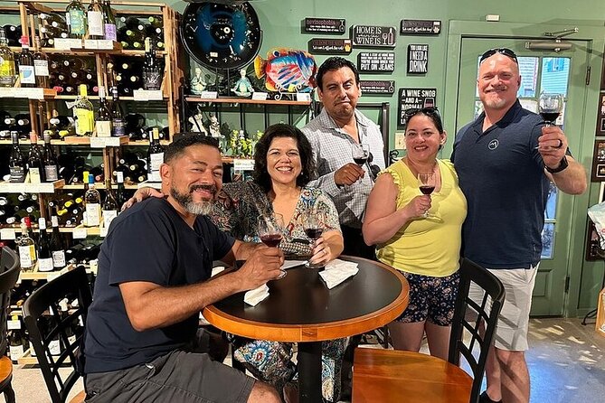 The Ghoulish Gourmet Haunted Food Tour - Echo, Aaron, and the guide’s role