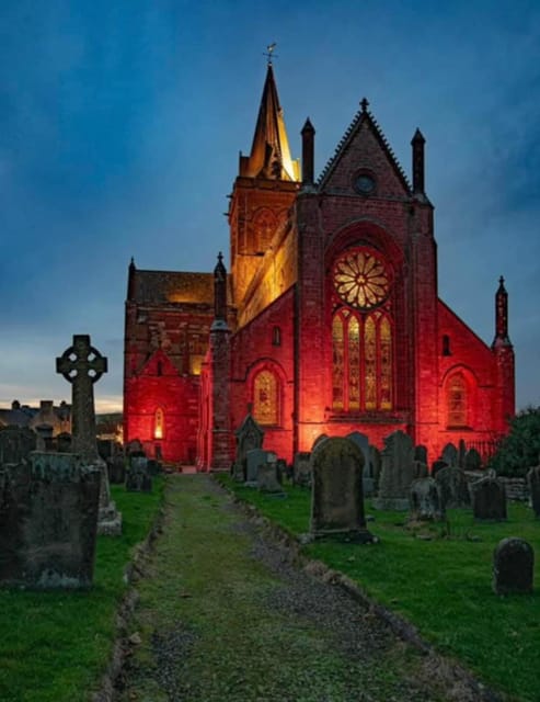 The Grimleens Dark History and Lore Evening Tour o Kirkwall - What Calum brings to the walk