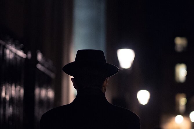 The murders of Jack the Ripper with a pub - Spitalfields and the site linked with Mary Ann Nichols