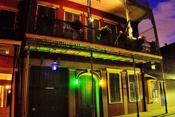 The New Orleans Dark Side Tour - Bourbon Street after dark
