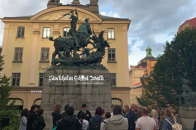 The Original Stockholm Ghost Walk and Historical Tour - Gamla Stan - Clothing, cobblestones, and group planning