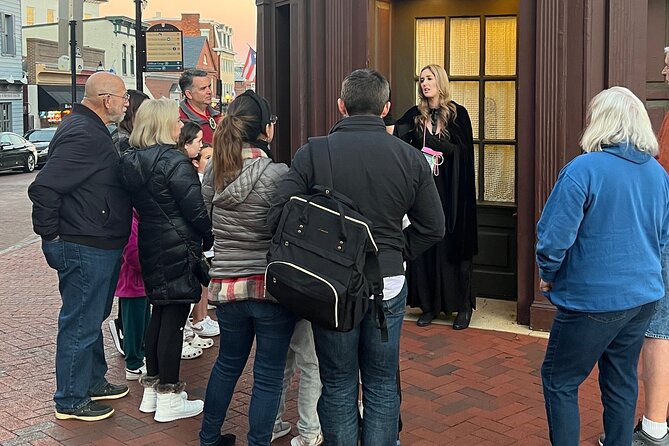 The Original Walking Ghost Tour by Annapolis Ghost Tours - A ghost walk through Annapolis after dark