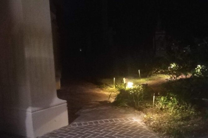 The Spectral Adventure Charleston Ghost Tour - A 20-person limit helps the storytelling
