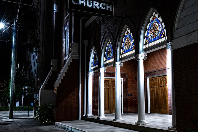 Tides of Tethered Terror: Tampa Ghost Tours - The guide matters more than the equipment