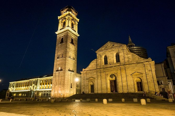 Torino Noir: walking tour in the dark side of the Roman Quadrilateral - Entering the Roman Quadrilateral after dark