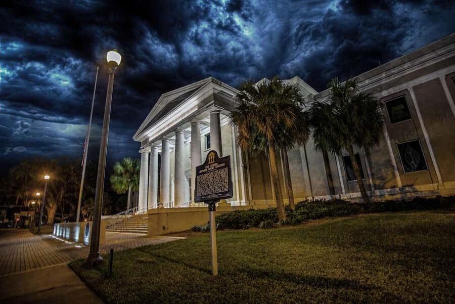Treacherous Tallahassee Ghost Tours - The cemetery and the quieter side of the tour