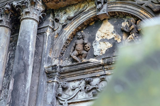 Treasures of Edinburgh: Ghosts, Myths & Legends Private Tour - The walking demands are easy to underestimate