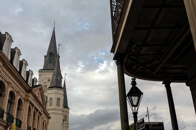 Treasures of New Orleans: Ghosts & Voodoo Private Tour - Why ghost stories fit New Orleans so well