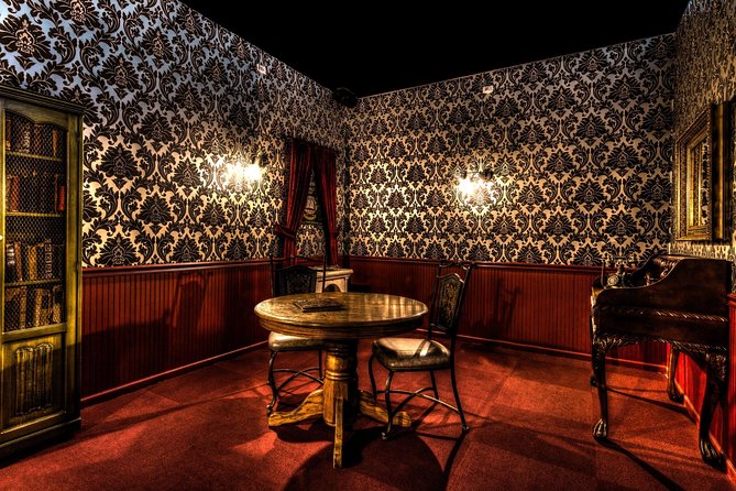 Vampire's Lair Escape Room Game for Private Group - Key points at a glance