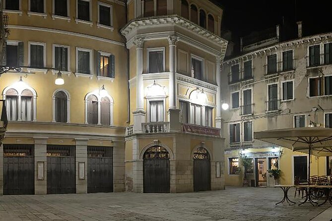Venice Ghostly Legends Explore on Foot - Campo Santi Giovanni e Paolo: a calmer Venetian square