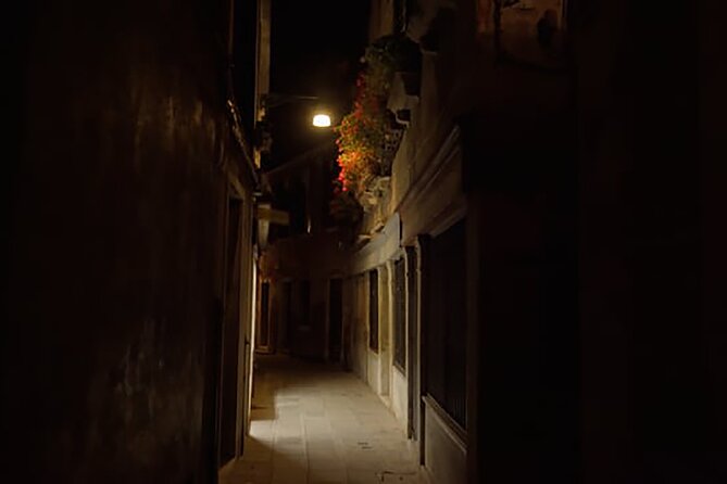 Venice Ghostly Legends Explore on Foot - How the price compares with the experience