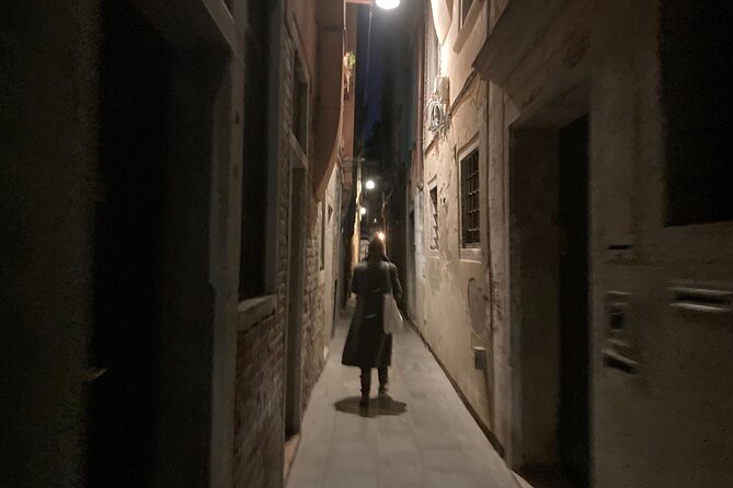 Venice: Ghosts & Murders - Mysterious Tales of San Marco Area - The value of $57.93 for 90 minutes