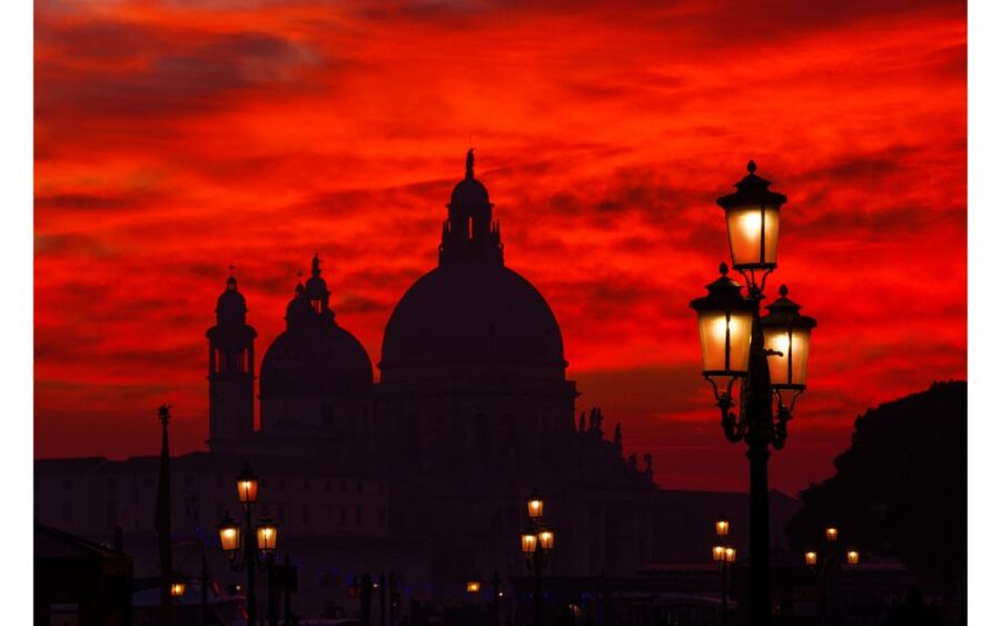 Venice: Mysterious Tales of Ghosts and Murders - Key points to know before you book
