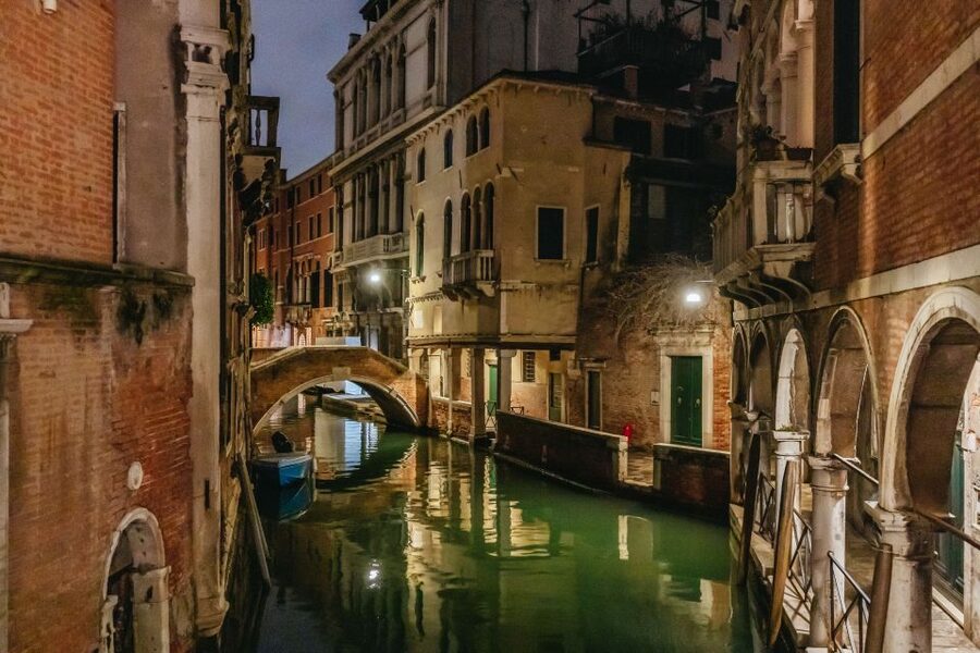 Venice: The Ghost & Legends Walking Tour - Campo San Giovanni e Paolo and Venice’s grand past