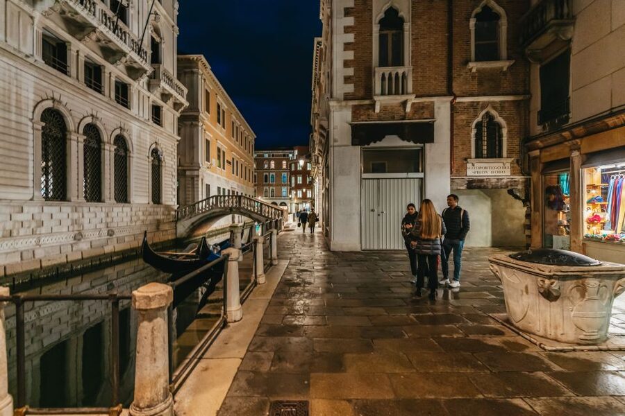 Venice: The Ghost & Legends Walking Tour - Cannaregio’s final shadows