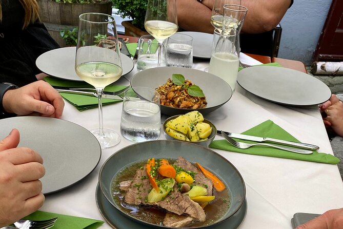 Vienna Nightlife Experience: Food, Wine, Cocktails & Vibes - Timing, meeting point, and practical details