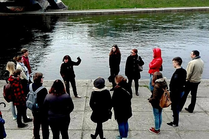 Vilnius Old Town 2-hour Private Ghost Tour - What the private format means for you
