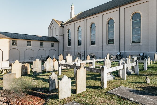 Virginia: Ghosts of Fredericksburg Self-Guided Walking Audio Tour - St. George’s Church and the Lewis Store