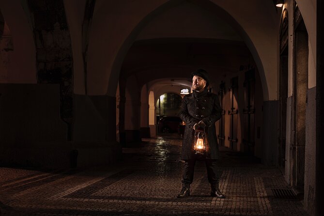 Walking Night Tour Ghost Stories and Legends of Prague's Old Town - The Old-New Synagogue and the Golem