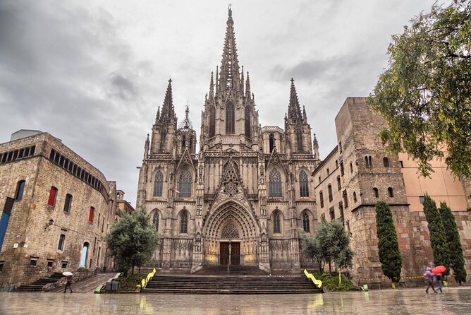 Walking Tour Mysteries and Legends of Barcelona and its Ghosts - Key points to know before booking