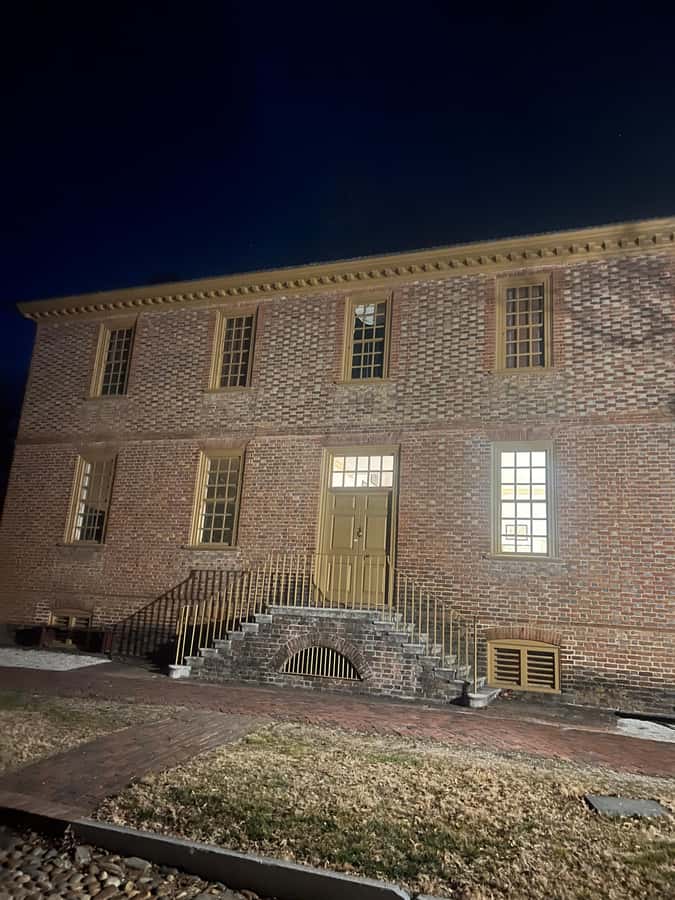 Williamsburg: Dead of Night Tour with Paranormal Equipment - What to bring and how to prepare