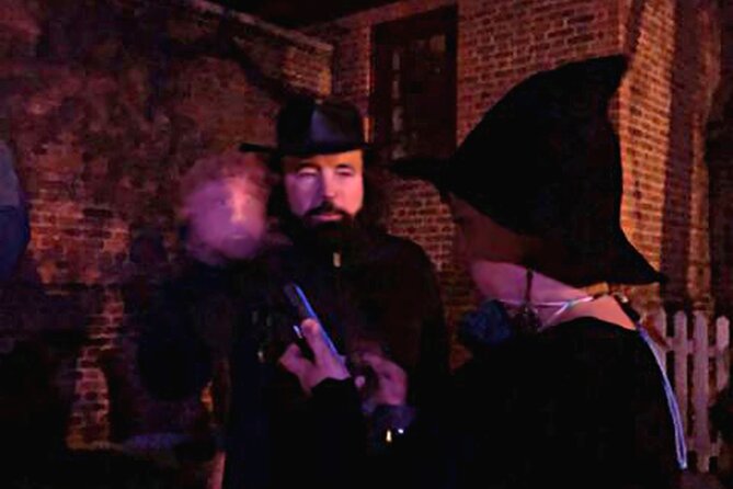 Williamsburg East Ghost Tour - A history lesson with a paranormal filter