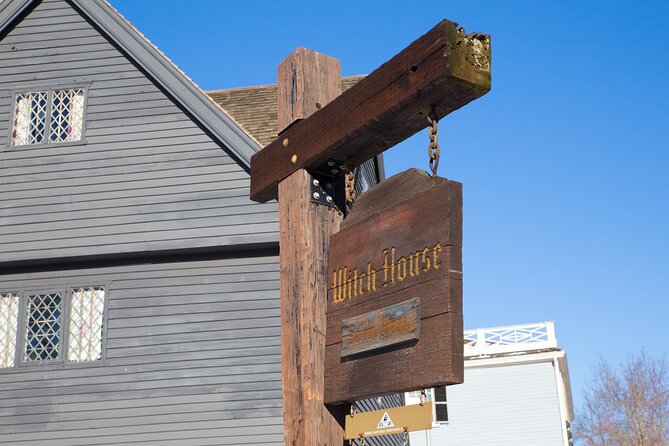"Witch Trials" Walking Tour in Salem - Timing from Boston and seasonal planning