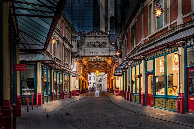 Witchcraft, Ancient Cults & MI15 Spy Secrets - Smithfield Market and the hard edge of London history