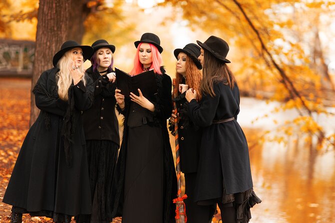 Witches Coven Walking Tour in New Orleans - Lafayette Cemetery No. 1 and the meaning of burial customs