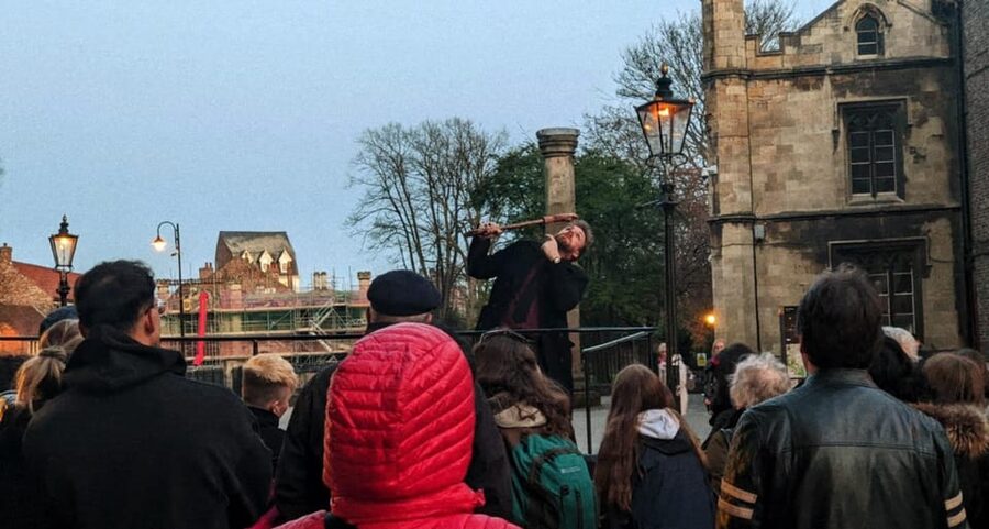 York: The Deathly Dark Ghost Tour - How the guides shape the experience